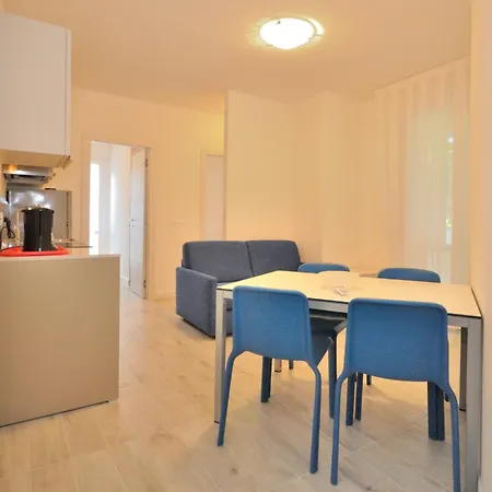 Apartmán In Lido Del Sole With Terrace *